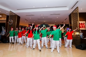 Sheraton Saigon helps underprivileged kids with joyful Christmas