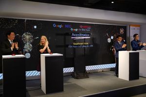 Google works with NIC and U.S Mission in Vietnam launch Google for Startups Accelerator