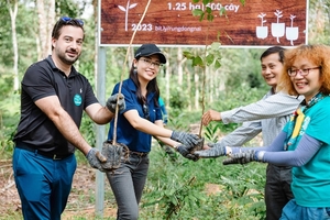 Airbus partners with French Chamber of Commerce and local NGO for community forest project in VN