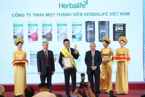 Herbalife Vietnam wins Golden Product for Public Health Award 2023