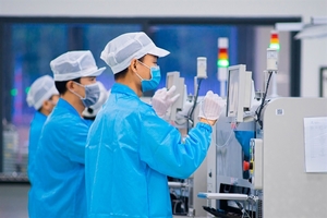 Samsung supports local businesses building smart factories