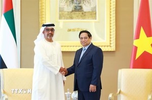 PM Phạm Minh Chính meets with Director of Abu Dhabi Investment Authority