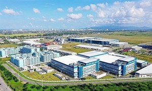 Nghệ An approves US$590 million fabric factory investment from Singapore