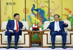 PM works with Chinese energy, infrastructure companies to boost cooperation