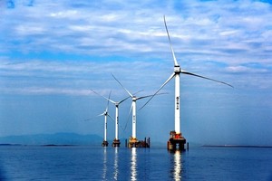 US initiates sunset review of wind towers imported from Việt Nam