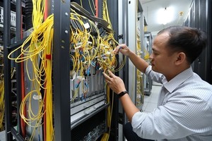 Việt Nam to have ten new undersea fibre optic cable lines
