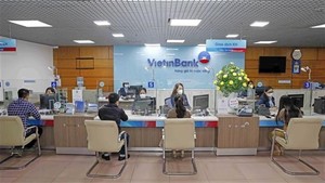 VietinBank raises deposit rates, commercial banks follow