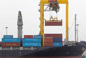Trade value reaches nearly US$450 billion in January - July