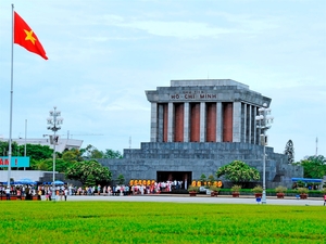 Hồ Chí Minh Mausoleum reopens: A symbol of national pride and reverence