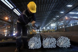 Việt Nam targets developing green steel products