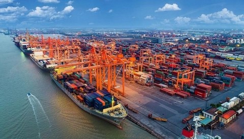 Viet Nam posts trade surplus of US$9.8 billion in five months